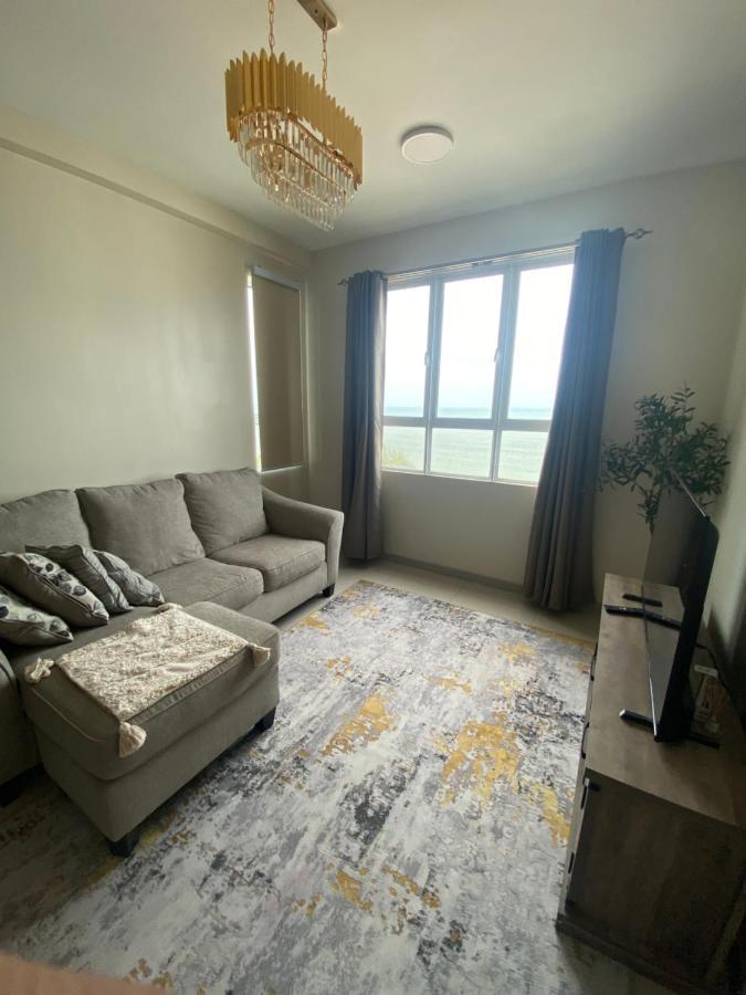 Orked Vanda, 3 Bedroom Apartment, Seaview Netflixwifiyoutube 쿠알라트렝가누 외부 사진