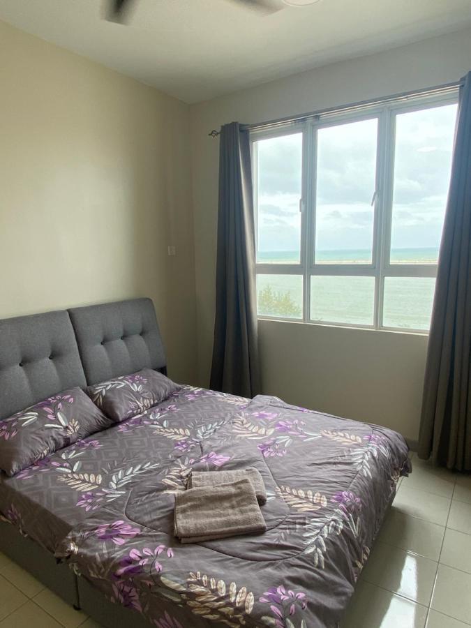 Orked Vanda, 3 Bedroom Apartment, Seaview Netflixwifiyoutube 쿠알라트렝가누 외부 사진